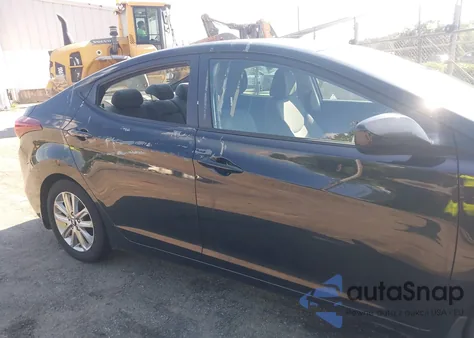 2015 Hyundai Elantra Se z USA, uszkodzony, nr VIN KMHDH4AE2FU260148